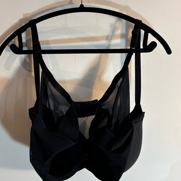 WACOAL Sz 40D Bra Padded Underwire Sheer Criss Cross Panels Adjustable Straps - Picture 4 of 8